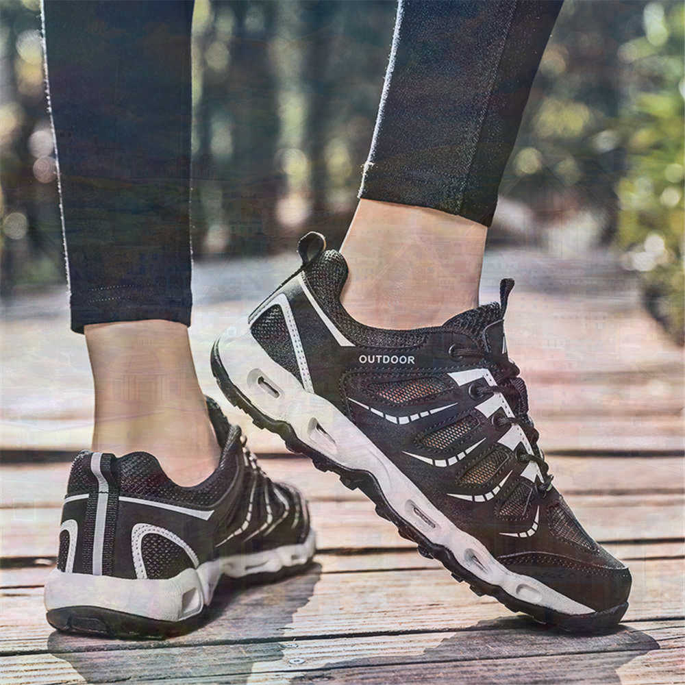 Sumer Round Tip Silver Sneaker - огляд і ціна Women'S Semi Formal Evening Wear