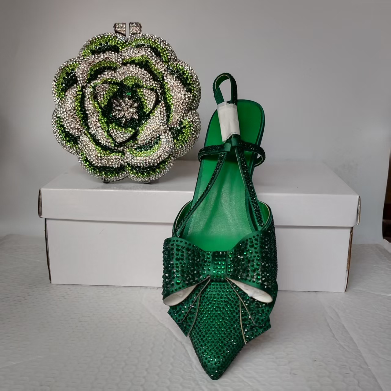 Dark Green Big Oval Gem Rhines - огляд і ціна Slingback Heel Formal